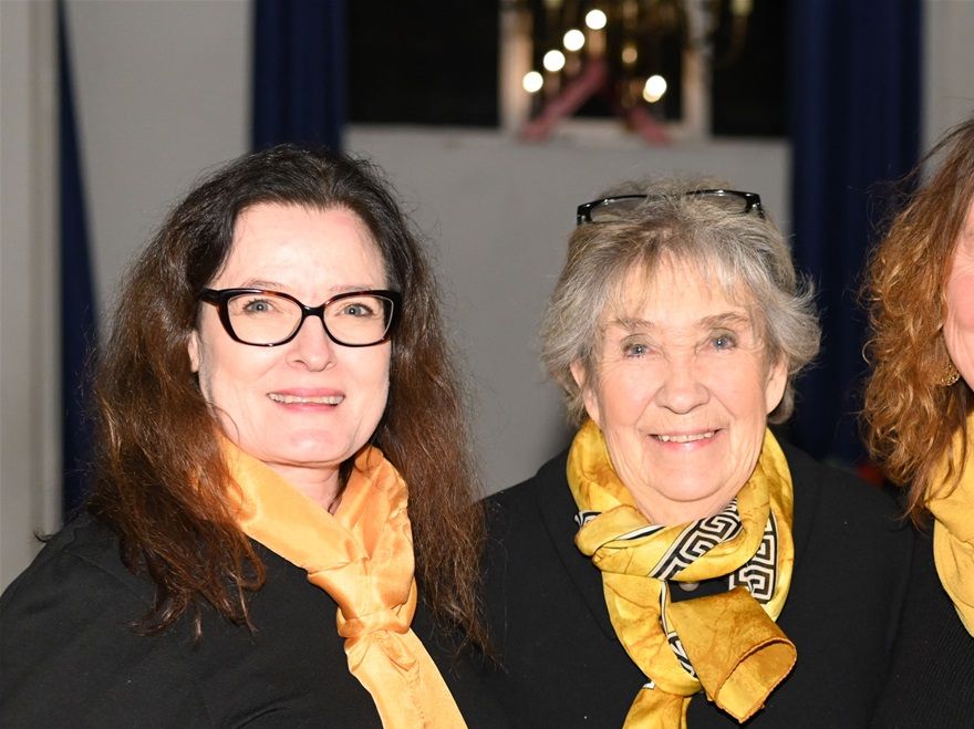 Maria Söderström, Ethel Dahlman och jag. Vi har anknytning till samma hembygd. Foto: Tomas Ledin
