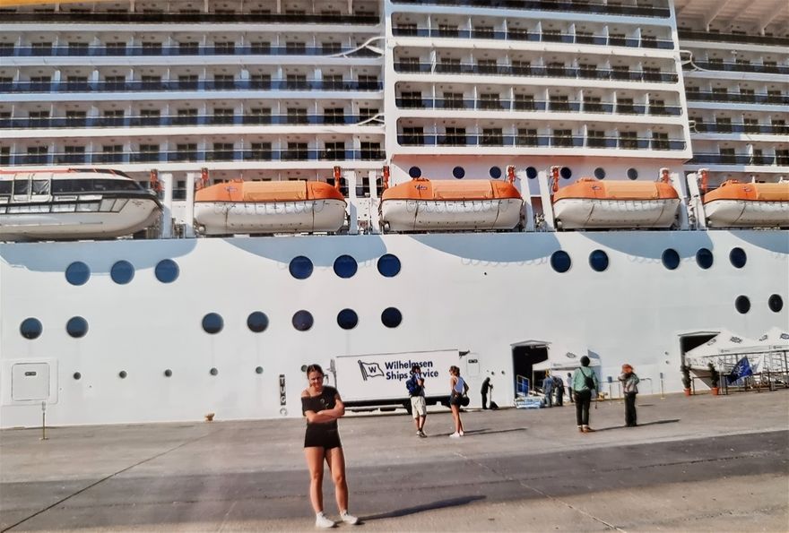 Msc Fantasia är ett stort kryssningsfartyg som hade min bästa resa då jag var ombord i en vecka. Att resa med kryssningsfartyg på Medelhavet är ett äventyr då jag gjorde ett besök varje dag på olika platser i Italien,  Grekland och Kroatien.