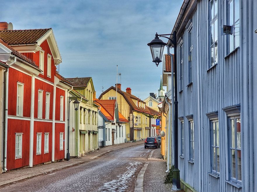 Jag gick utmed Storgatan då jag var anställd på Turistbyrån på mitt finaste val av arbetsplats. Här är det alltid ett fint ljus då jag fotograferar.